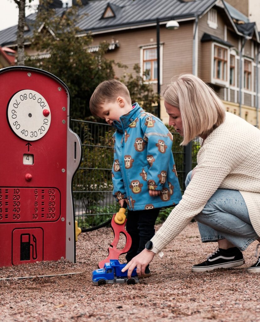 Sanoittain Oy hinnasto